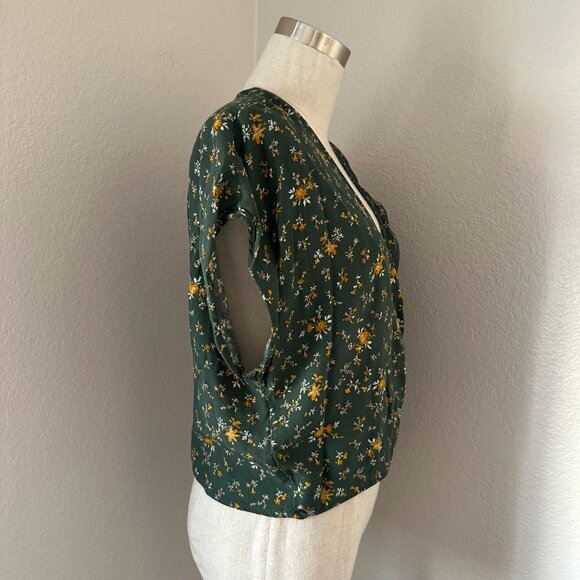 Madewell Fresh Spring Wrap Blouse V Neck Lightweight Green Floral Print Sz L - Picture 3 of 10